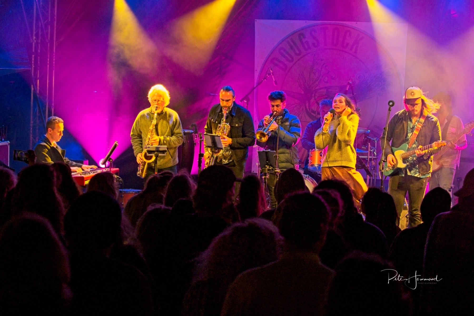 Dougstock 6